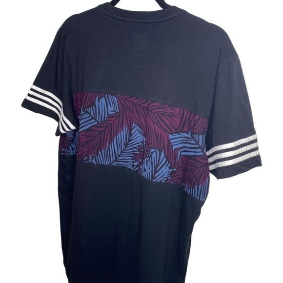 ADIDAS Floral Chest Short Sleeve T-shirt - Large - Picture 6 of 8